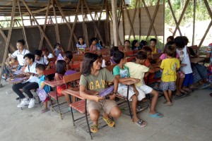 Over 3k Tacloban kids to attend classes in makeshift rooms